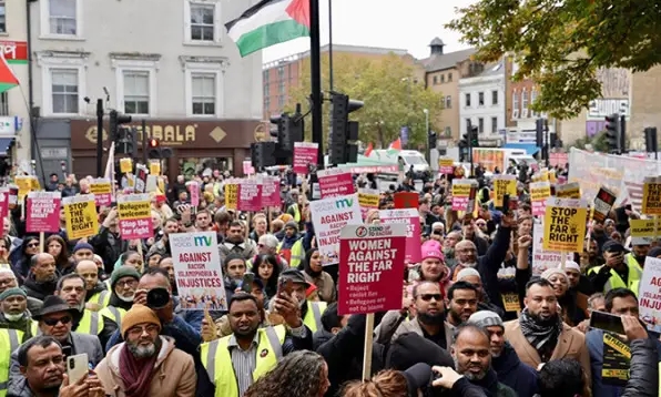 লন্ডনে শান্তি সমাবেশে লন্ডনে শান্তি সমাবেশে