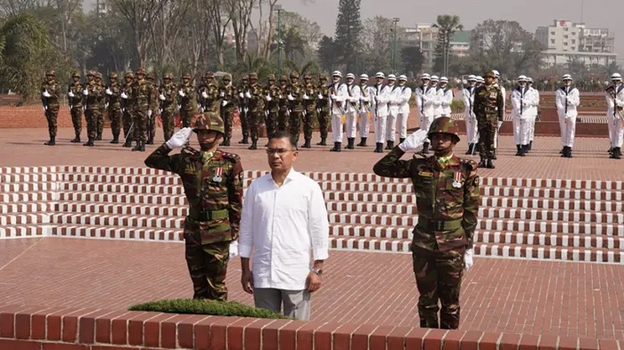 জাতীয় স্মৃতিসৌধে শ্রদ্ধা জানালেন নবনির্বাচিত প্রধানমন্ত্রী