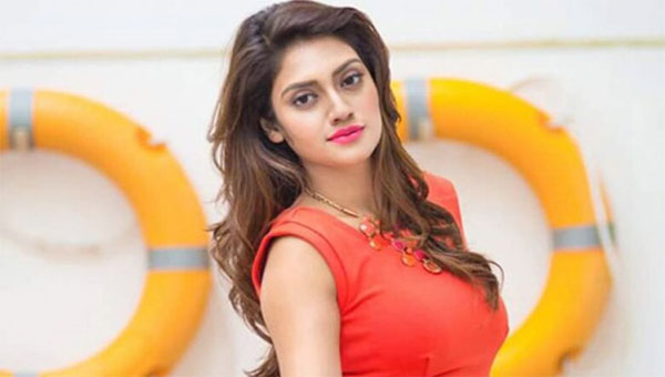 বাংলাদেশে গম পাচারের অভিযোগে নায়িকা নুসরাতকে তলব বাংলাদেশে গম পাচারের অভিযোগে নায়িকা নুসরাতকে তলব