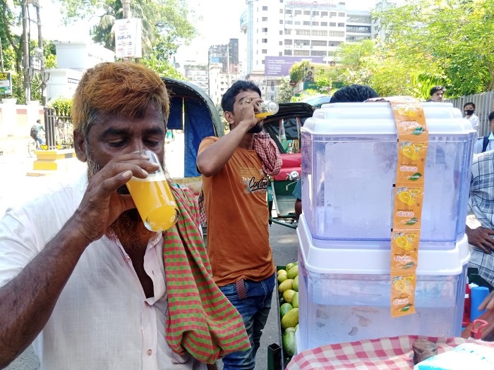 গরমে পুড়ছে সিলেট