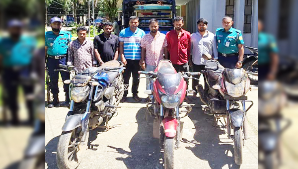 এই শীতে ভাঙন আতঙ্কে দিন কাটছে তাদের