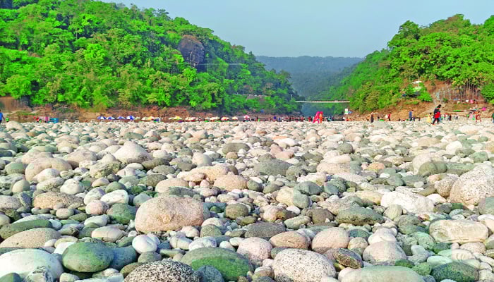 এই শীতে ভাঙন আতঙ্কে দিন কাটছে তাদের
