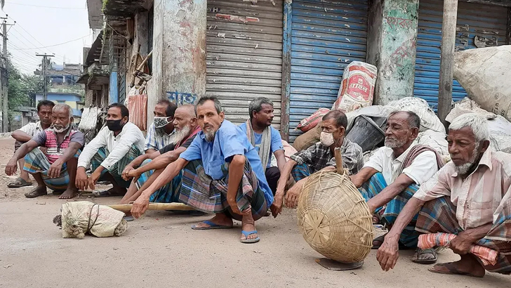 এই শীতে ভাঙন আতঙ্কে দিন কাটছে তাদের