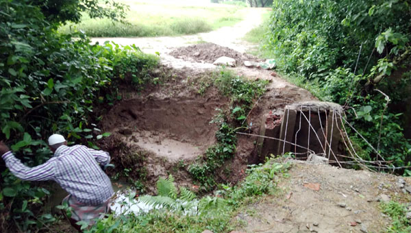 এই শীতে ভাঙন আতঙ্কে দিন কাটছে তাদের