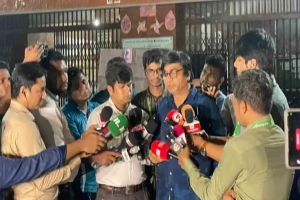 জাকসু নির্বাচন কমিশনারের পদত্যাগ
